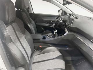 Peugeot 3008 BlueHDI 130 S&S Allure 96 kW (130 CV)