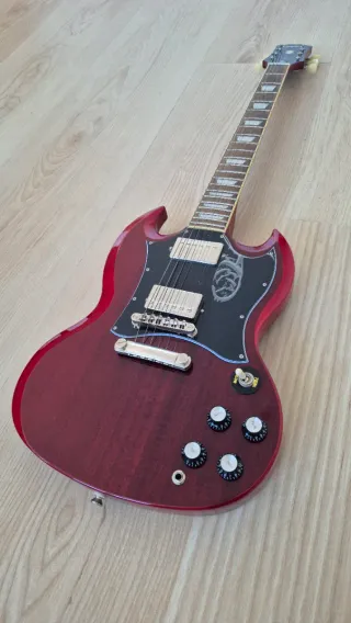 Guitarra Epiphone SG Cherry