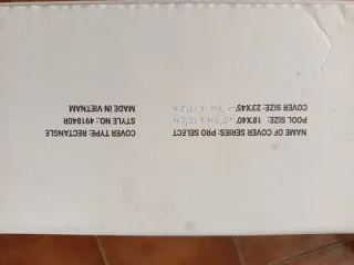 Cubierta para la piscina azul