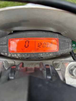 KTM 250 EXC 2T Enduro Moto Naranja/Blanca