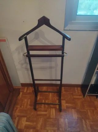Galán de noche madera y metal