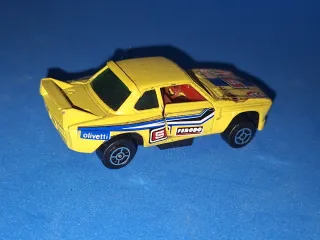 Guisval BMW 3.3 CSL 1:64 última serie