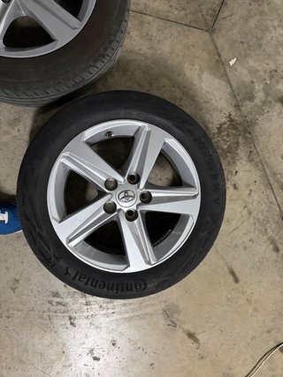Llantas Toyota Corolla nuevas en perfecto estado