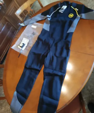 Traje Neopreno ZCCO Hombre talla L, NUEVO