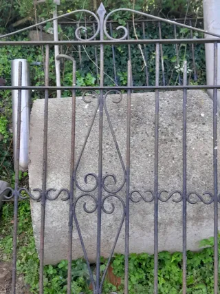 Reja de forja grande para ventana