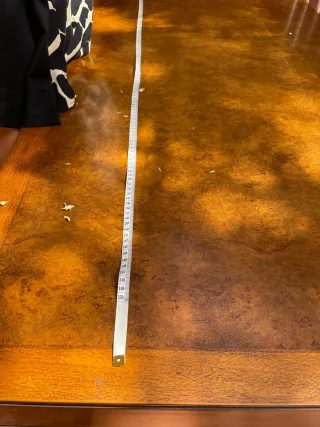 2 escritorios clásicos madera y piel 125e cada una