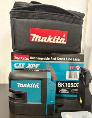 Makita SK105DZ Láser Rojo Recargable + Bateria