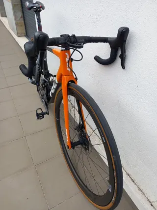 Bicicleta Felt FR Rally Carbono Naranja