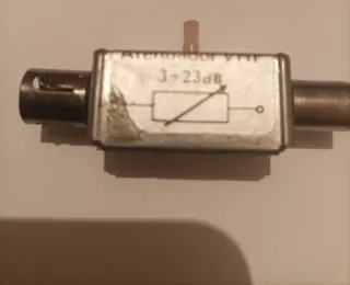 Atenuador VHF Ikusi AV-323