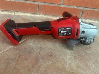 AXXIO 18/125 Q Amoladora Angular