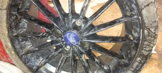 Vendo juego de lla de aluminio 17 polgada de fondo