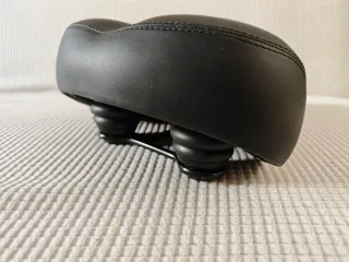 Sillín Bici Cómodo Negro con Muelles