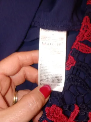 Vestido Banana Republic floral azul y rojo