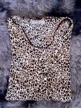 Camisa L Leopardo Beige y Negro
