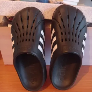 Chanclas Adidas Negras