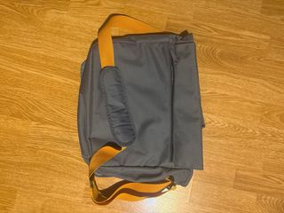 Bandolera Adidas gris y amarilla