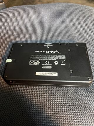 Nintendo DS XL Verde