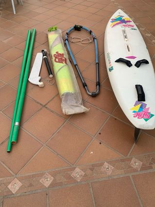 Tabla windsurf Hifly 325 + vela 5.40