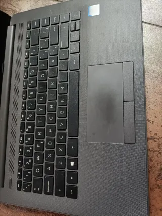 Portátil HP 240 G7 Intel i3 Gris