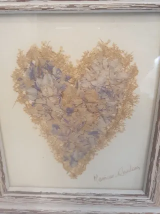 Quadro shabby chic cuore fiori pressati