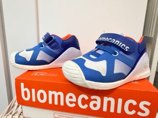 Scarpe primi passi Biomecanics blu