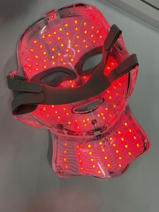 Mascarilla Facial LED Blanca y Roja