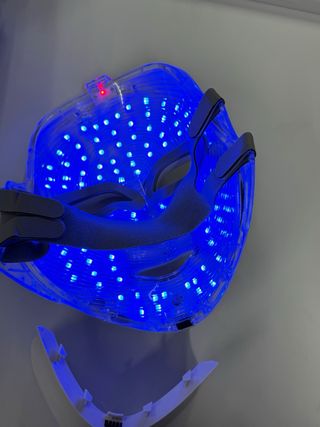 Mascarilla Facial LED Blanca y Roja