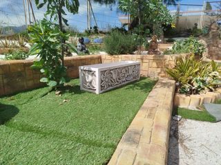 Jardinera de piedra 100 cm de tulipanes exterior