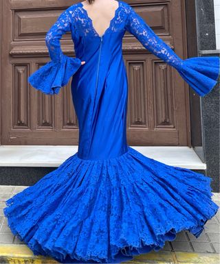 Traje de Flamenca EXCLUSIVO Encaje Y Raso T40 42