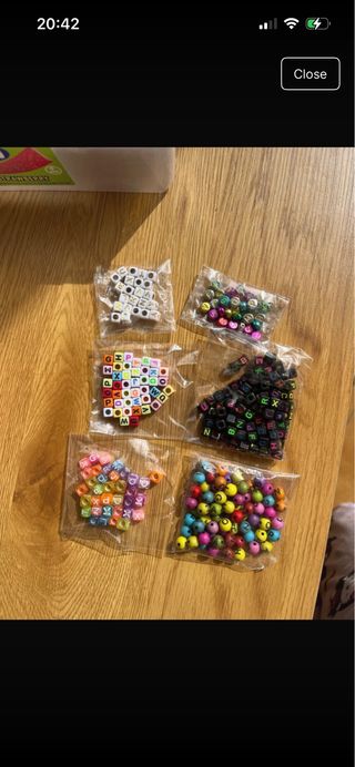 Cuentas para pulseras y manualidades