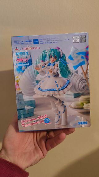 Sega Luminasta Hatsune Miku X Cinnamoroll Figure