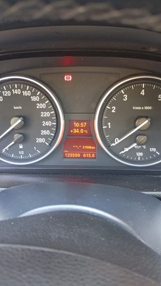 BMW 330 2007