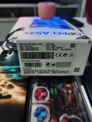 OPPO A54s Azul +  3 fundas. Nuevas