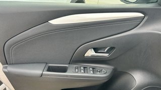 Opel Corsa 1.2T XHL 74KW GS 100 5P