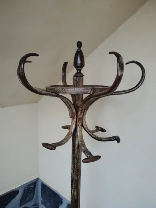 Perchero Thonet