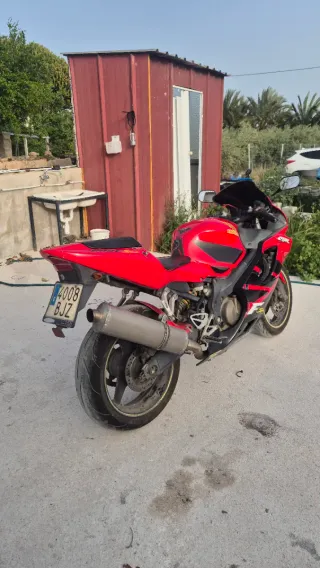Honda cbr 600f sport