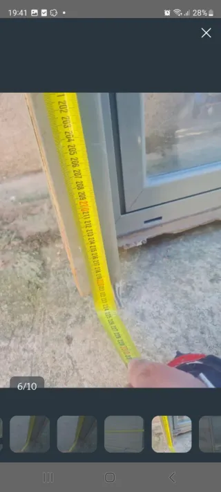 Puerta aluminio con persiana