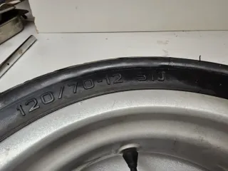 Rueda Delantera Yamaha Neos