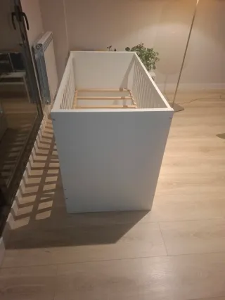 Cuna Ikea STUVA con cajones