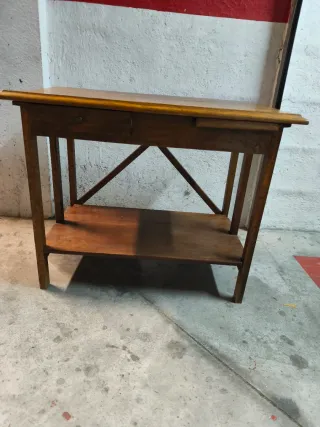 Mesita recibidor antigua madera