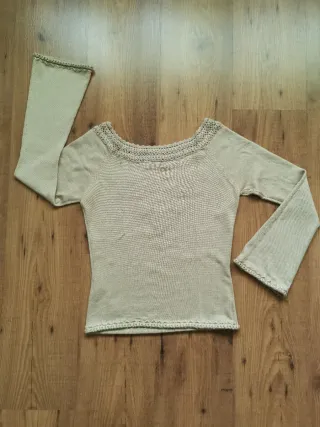 Jersey beige con lentejuelas