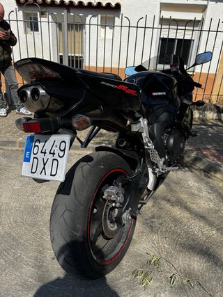 Honda CBR RR Negra