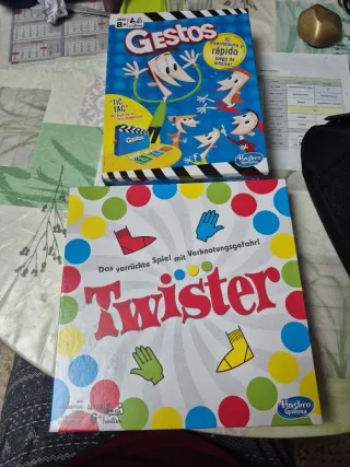 Los dos por 10 euros Juegos Gestos y Twister Hasb