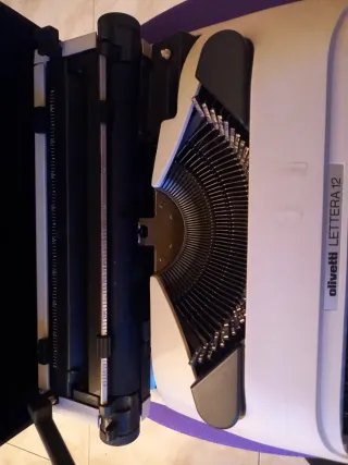 Olivetti Lettera12  Vintage-Ideal Coleccionistas