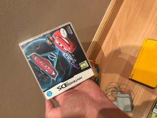 Nintendo DS XL Amarilla + 3 Juegos
