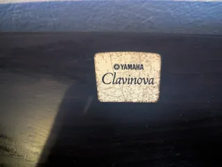 Piano Digital Yamaha Clavinova