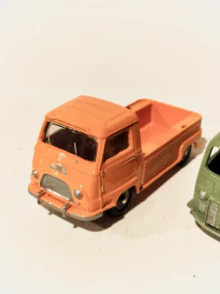 2 Coches Dinky Toys Años 60