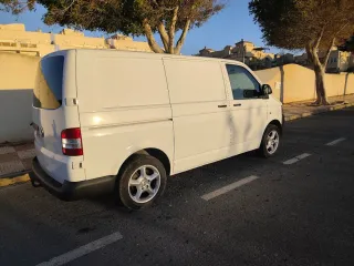 Volkswagen Transporter T5 2011