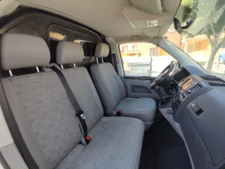 Volkswagen Transporter T5 2011