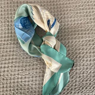 Pañuelo de seda Loewe